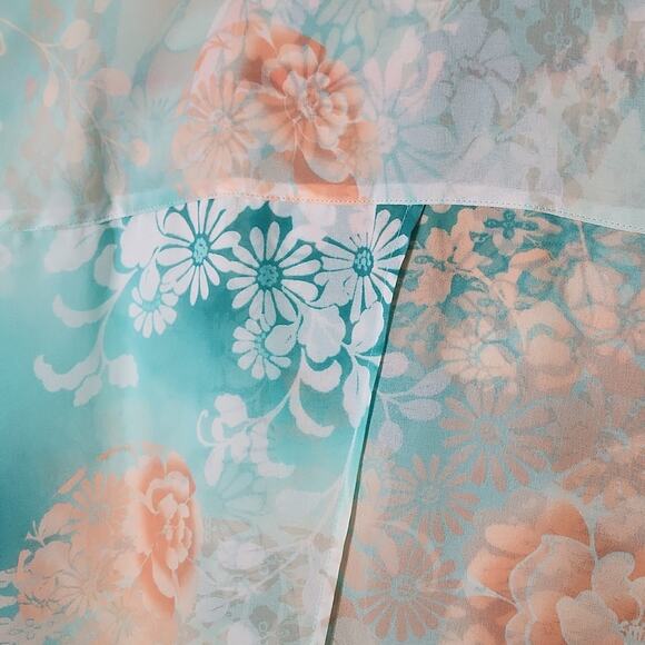 Chico's Women's Semi-sheer Button Down Multi-colored Floral Blouse Size 0/SM - Picture 4 of 11